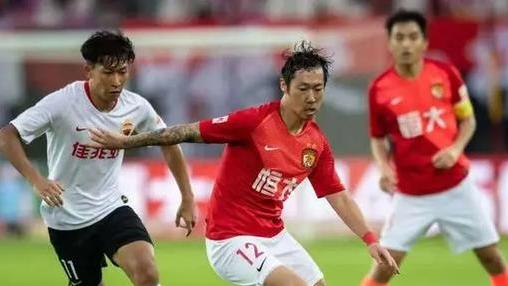 中国足球|中国足球再次刷新下限！恒大鲁能旧将很意外，球迷吐槽声一片
