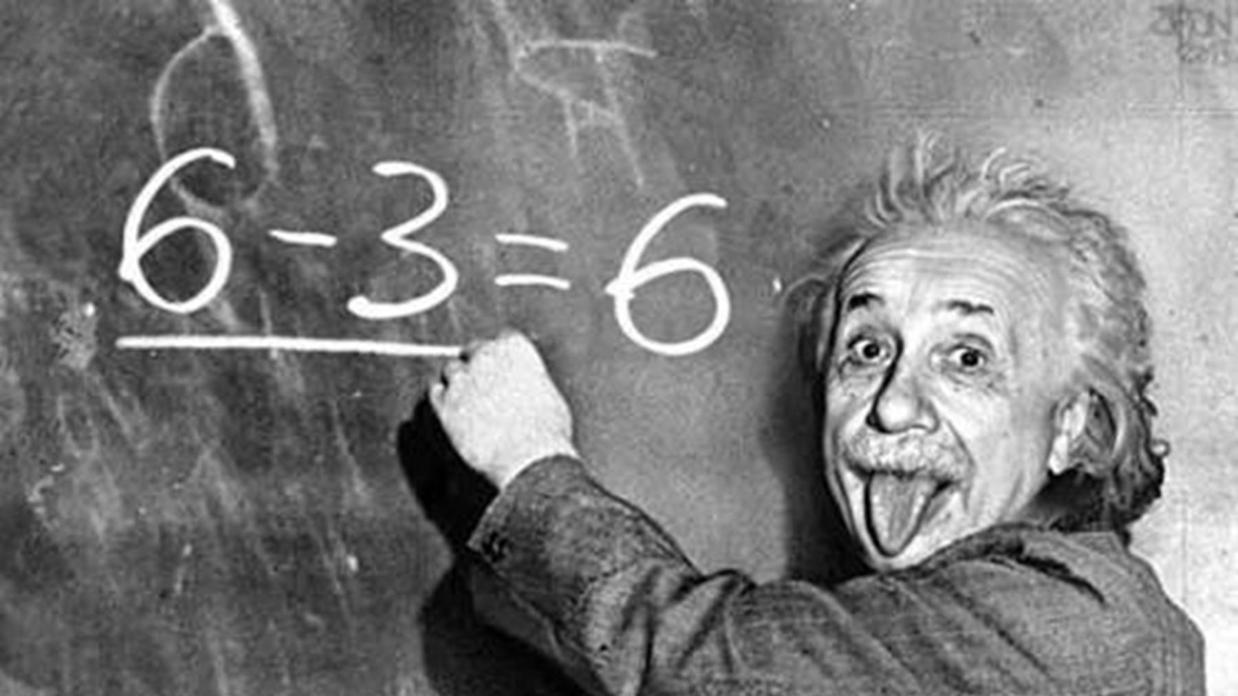 爱因斯坦拍照时为什么吐舌头？不是电脑合成，背后原因令人想不到
