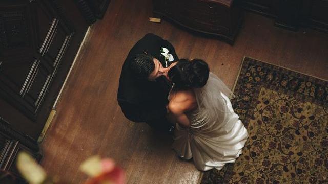 “儿媳，房子装修好了，我住最小的那间就行”“不好意思，不行”