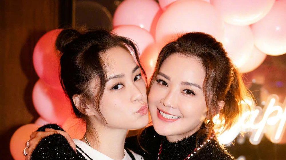 阿娇|阿娇经纪人遭控偏袒阿Sa ，广告被转让，挨轰严重失职