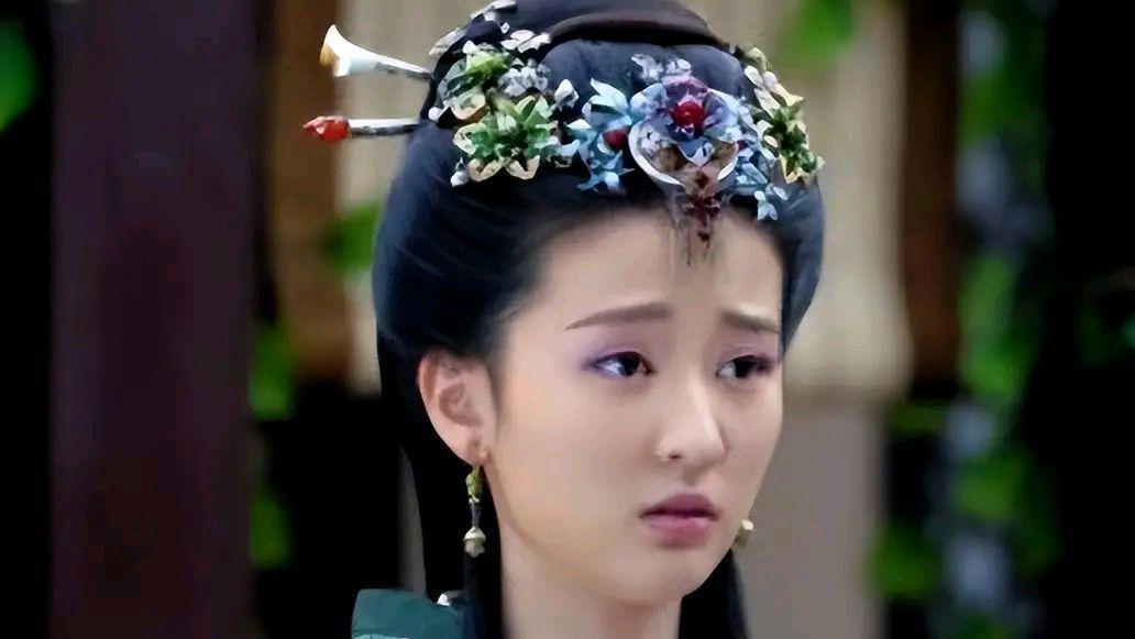 乔欣|一演戏就“双眼无神”，乔欣眼睛大眼珠小成了硬伤，灵气全无