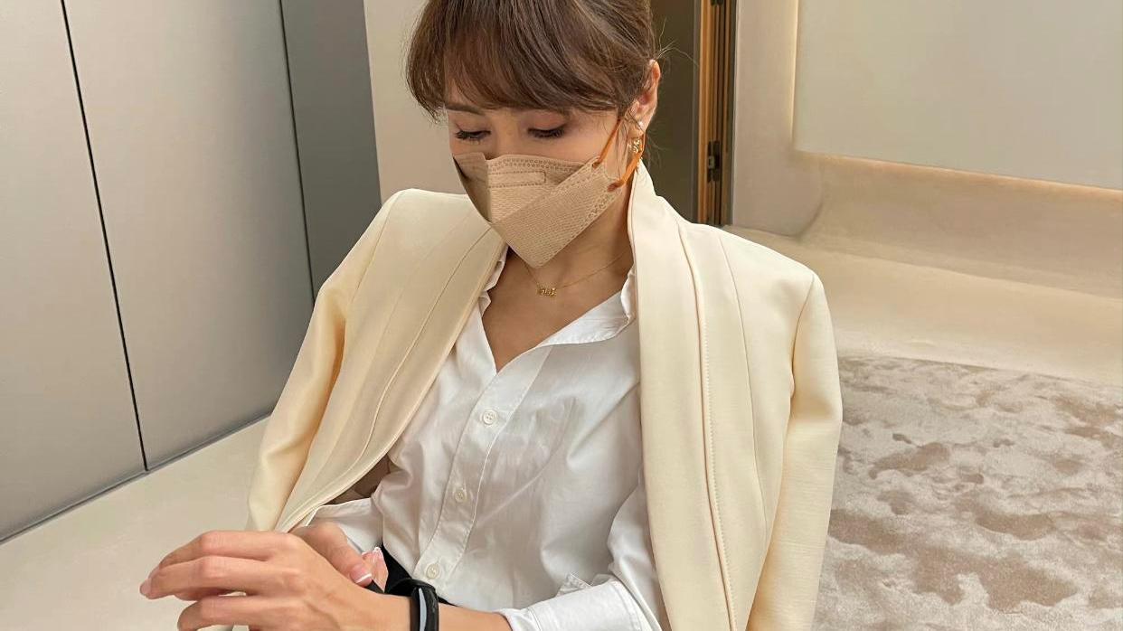 |女神黎姿近照曝光，51岁气质优雅、肌肤似少女，退圈多年粉丝遗憾