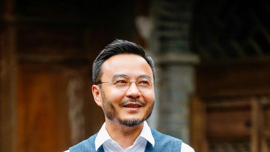 天天向上|刚举办婚礼不到50天，小五就疑似婚变？《天天向上》“有毒”吗？