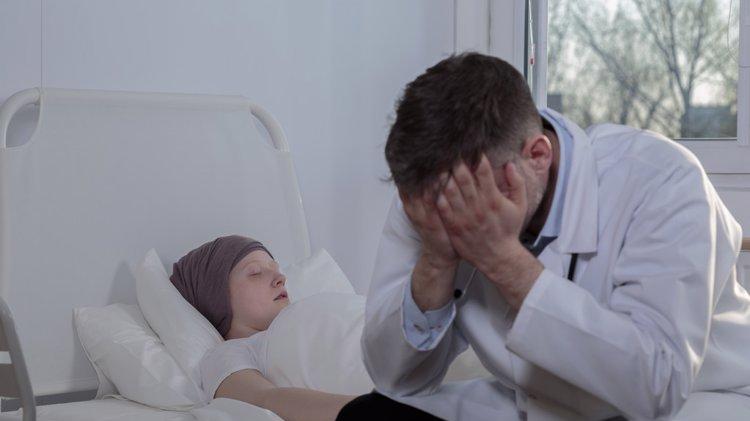 重大突破，打一针杀死癌细胞，国产实体瘤CAR-T疗法临床获批