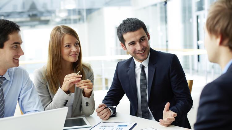 职场故事|职场中，不要一味地自我封闭“宅”