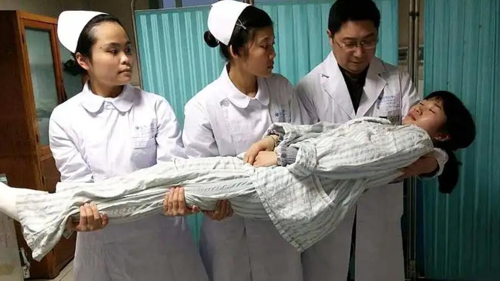 17年北京一女子病逝，验尸后发现被人下毒，调查发现凶手身份特殊！