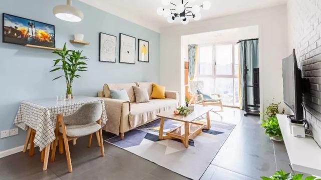 66平现代风高端大气，客厅设计充满了情趣