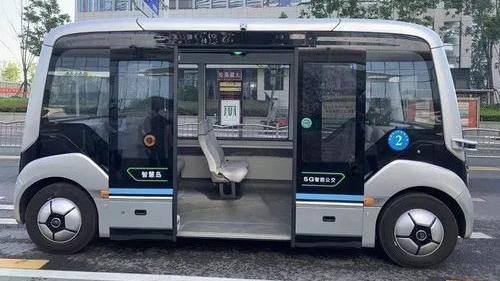 vivo|未来五年内，最先被取代的工作，你知道是什么吗