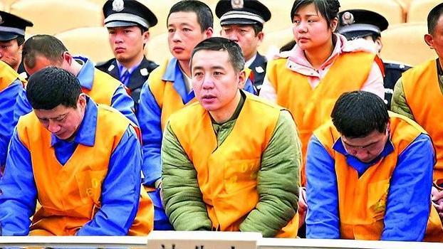 2013年，山东黑老大聂磊，在青岛为非作歹十余年，最终下场如何