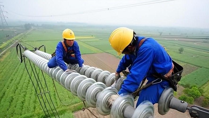 高校|2022安徽电网录取情况出炉，名校毕业生很多，对省内高校照顾偏少