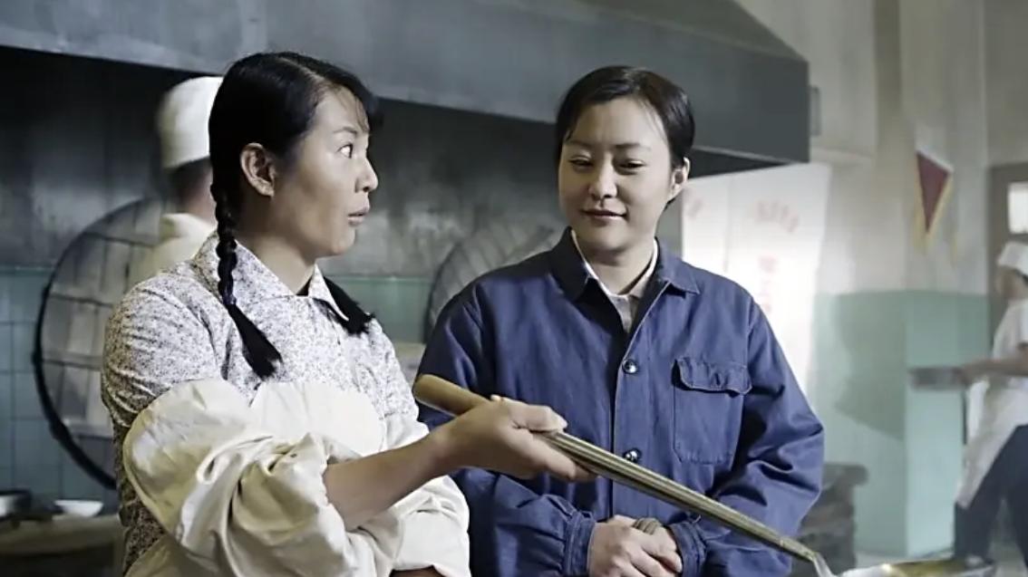 情满四合院|《情满四合院》：全院都是恶人，秦淮茹婆婆最可恶