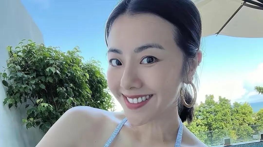 台湾|40岁台湾知名女星升级当妈！上海富商全程陪伴，已稳固豪门地位