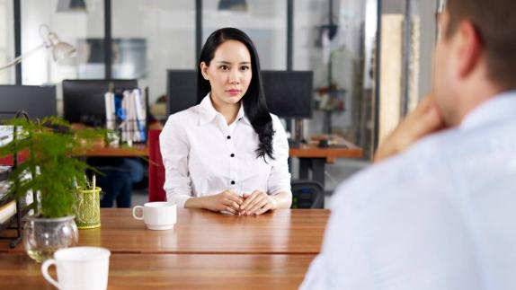 |和领导打交道，我们应该这样做