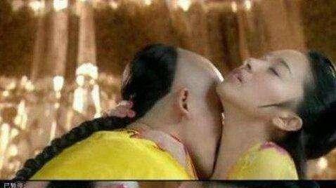 吻戏|最令人反胃的吻戏有哪些？人鸭、人猴！孙红雷还曾狂呕3天