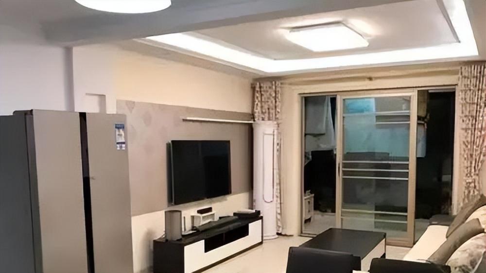 为什么越来越多人不把冰箱放厨房？听老电工说，后悔我家一直做错