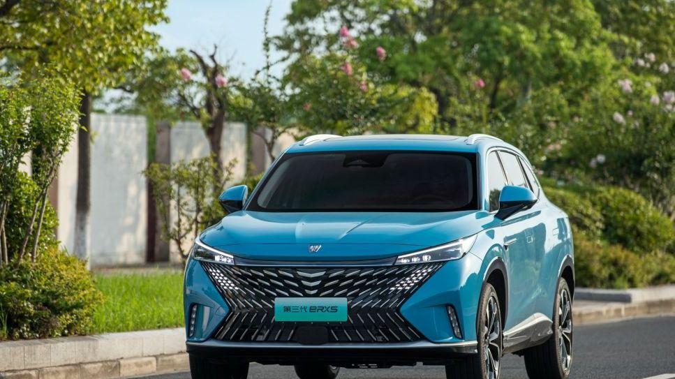 15万预算首选车型，全新第三代荣威RX5/超混eRX5“黑科技”碾压对手