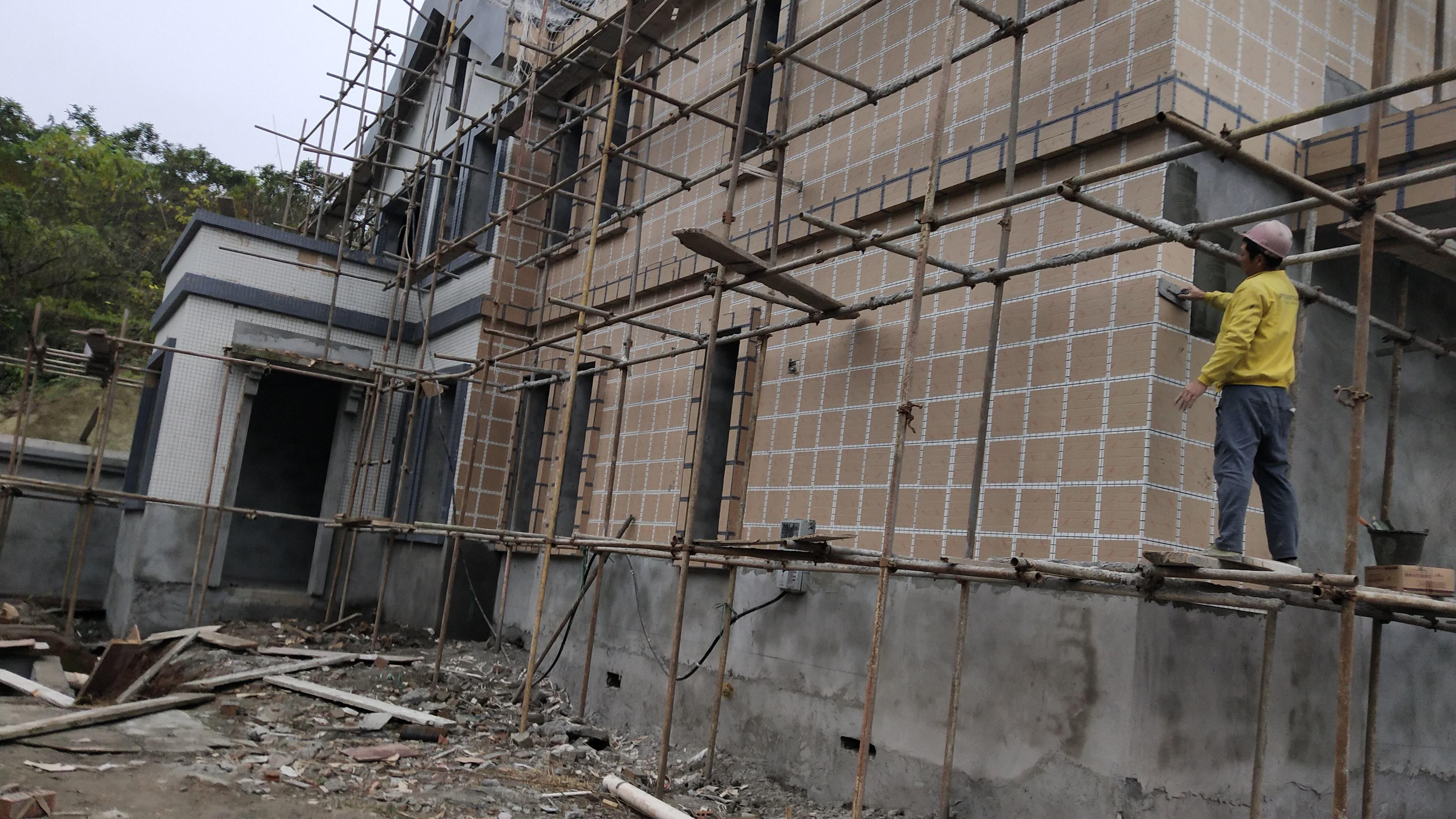 |在农村建房子，钱不够，有没有必要借钱盖房子？