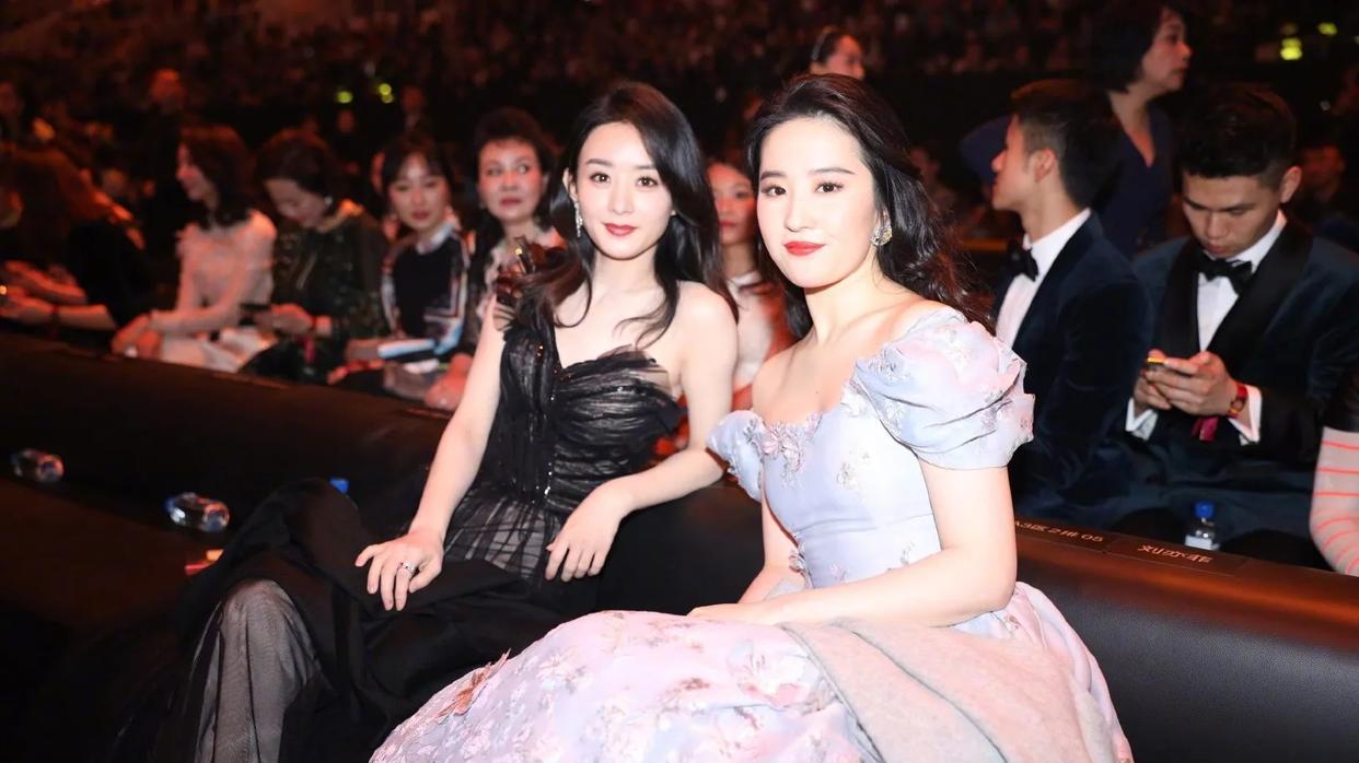 杨紫|微光盛典嘉宾陆续揭晓，赵丽颖确认参加，杨紫粉丝已经开始行动了