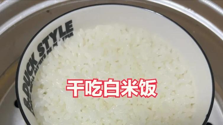 郑州男子晒居家一人食，走红朋友圈，网友吐槽：宁愿饿着也不吃