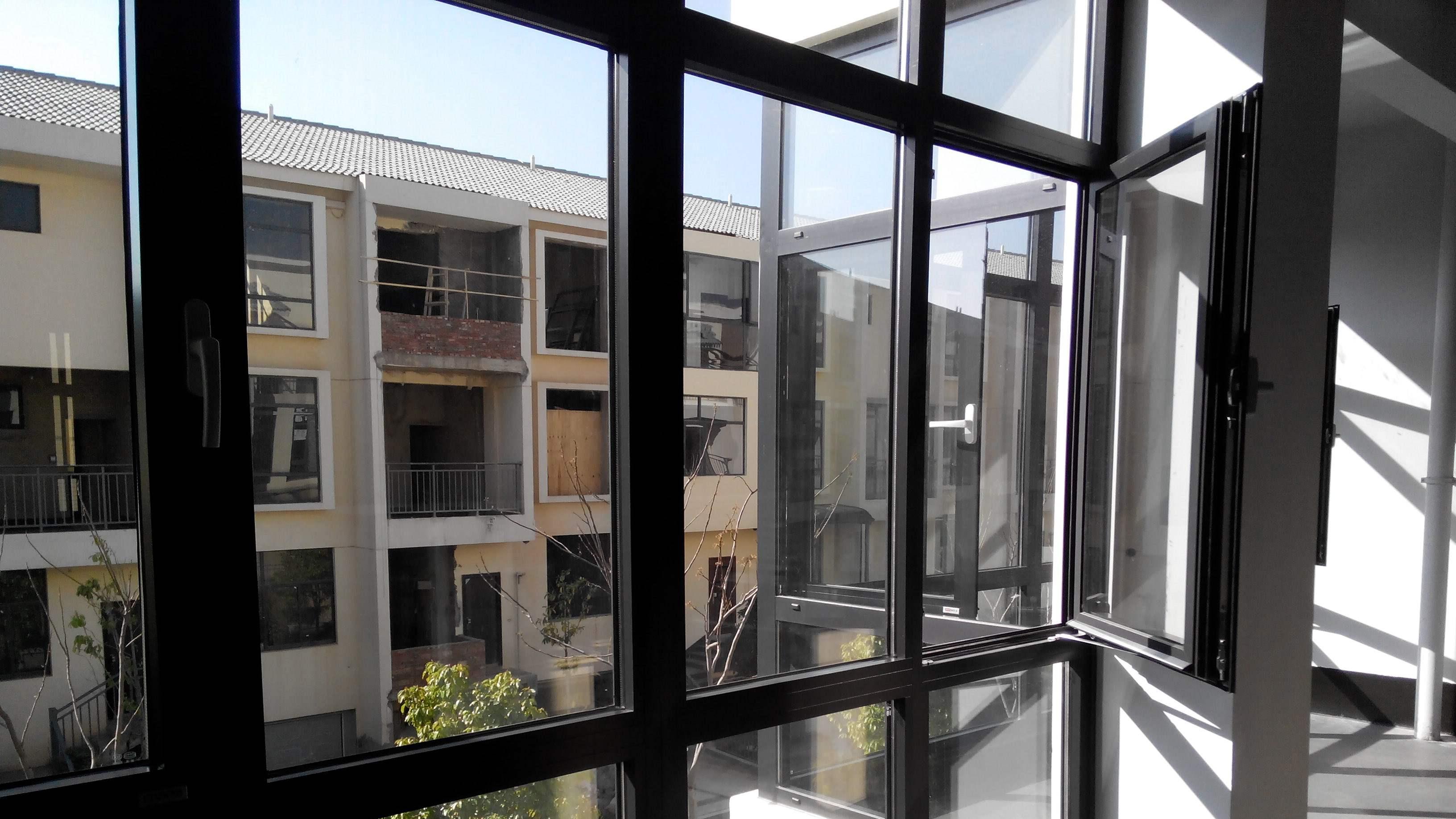 断桥铝门窗的好坏怎么判断？很多人买到过假货，别再被套路了