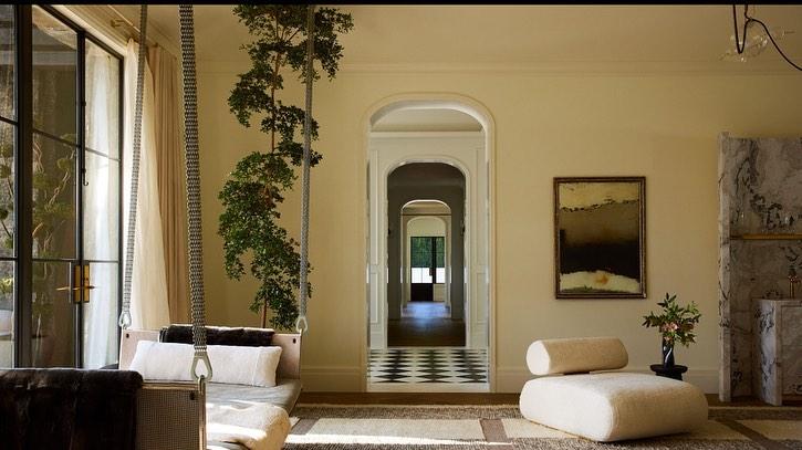 小辣椒3千万欧风豪宅内装曝光，华丽手工瓷砖浴缸宛如罗马浴池