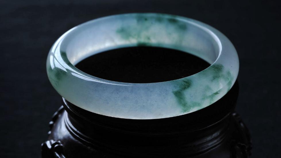 翡翠|什么样的翡翠才可以收藏？ ABCD货又是什么？行家来为你解读