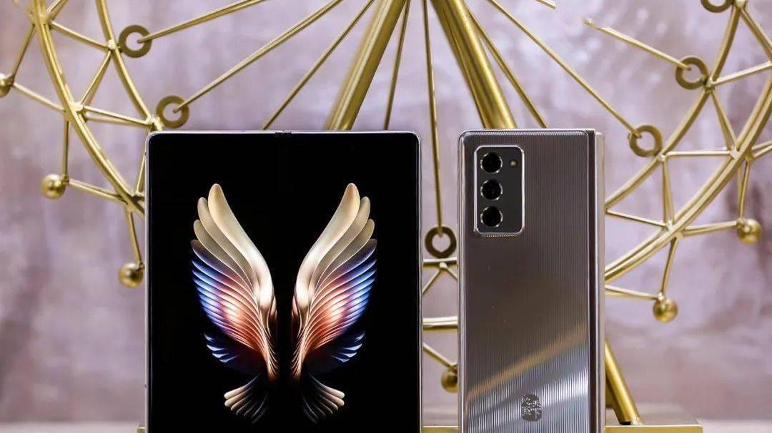 苹果|12GB+512GB调低5000，曾供不应求的折叠屏，如今加速退场了