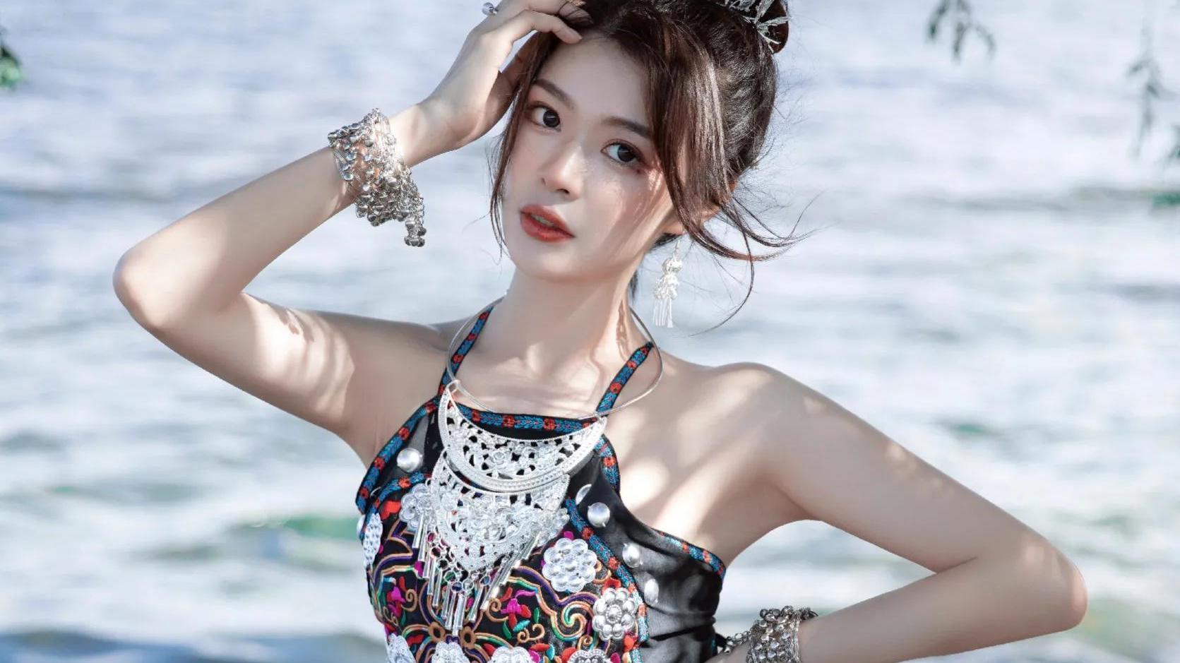 大理|美人图鉴 | 心在大理 雪莹