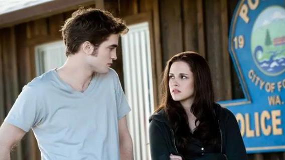 |凯厄斯男演员透露，在帕丁森之前，他才是《暮光之城》爱德华人选