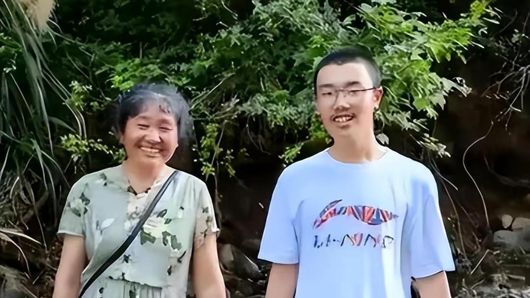 胡鑫宇有了新消息，他真的离校出走？代理律师发话引关注