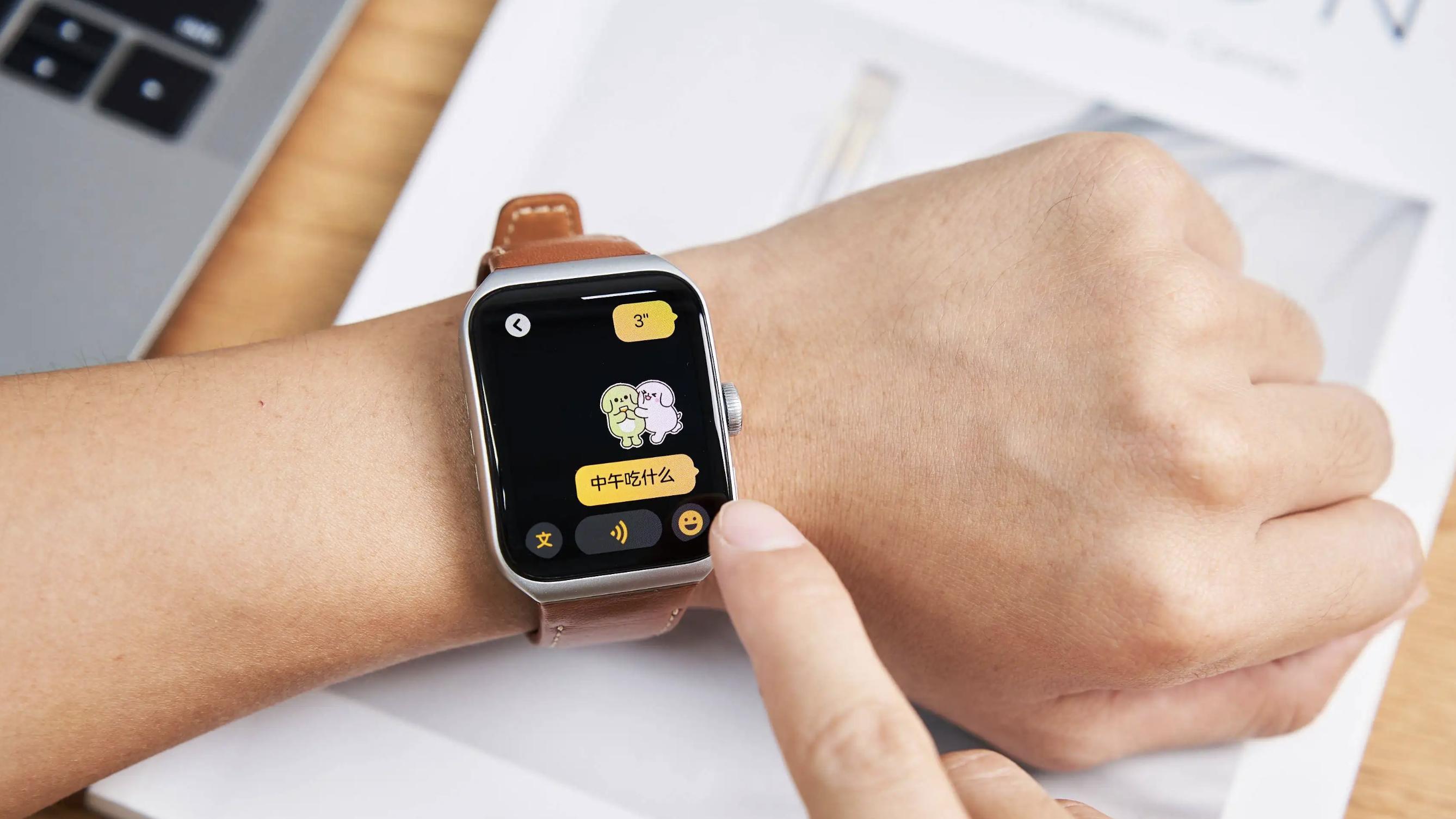 OPPO|差价2K！苹果、OPPO这两款旗舰智能手表该怎么选，有何差距？