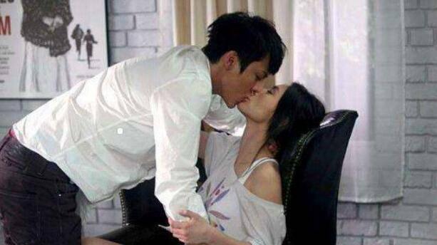 吻戏|演员拍吻戏时，男星有了生理反应怎么办？说出来你可能都不信