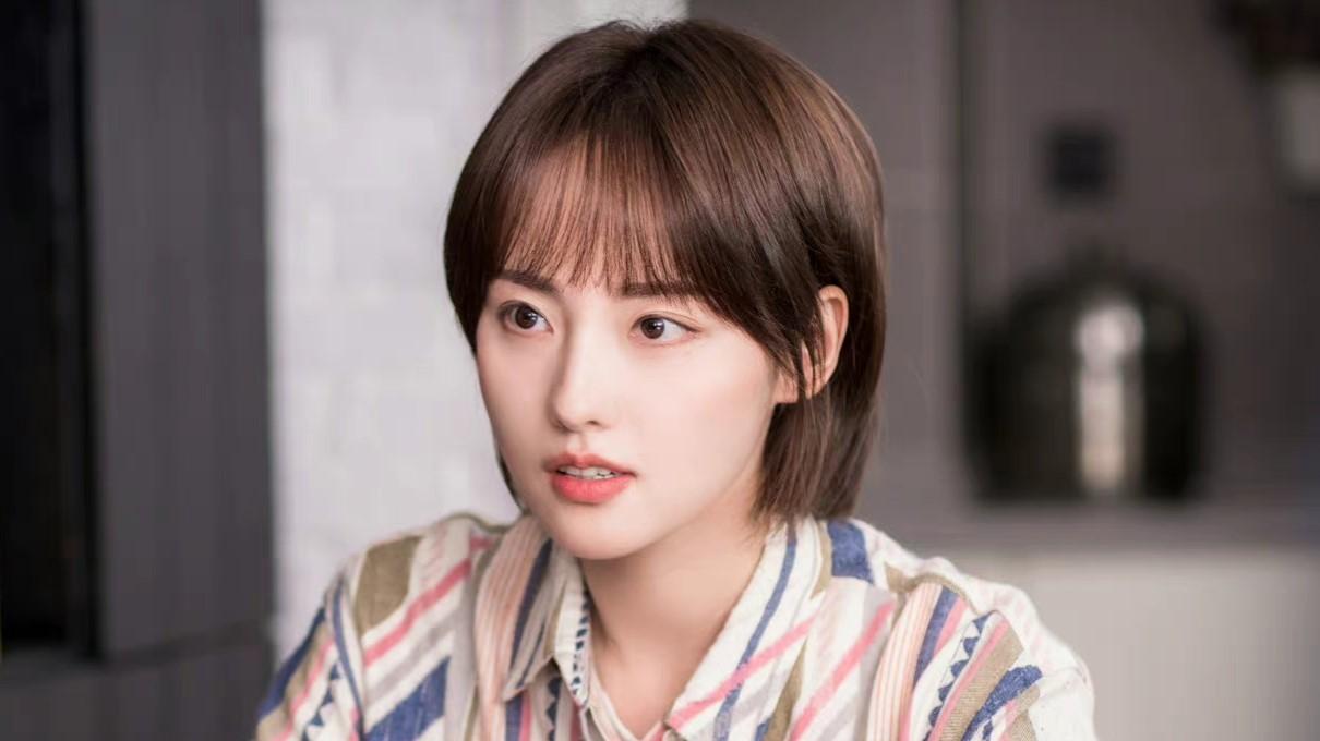 张嘉倪|网传买超欲逼张嘉倪净身出户？辟谣了！网友：美女就该认真搞事业