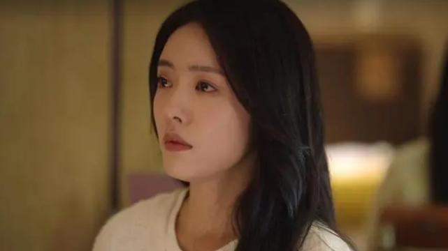 底线|《底线》中有着10个高颜值的美女，并且演技也都在线，不得不说导演眼光真好