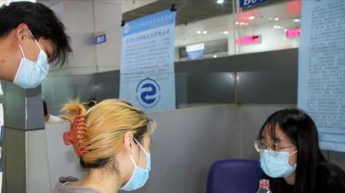 人力资源|“没文化真可怕”，HR要本科生提供大专证，一句话把求职者问懵了