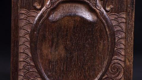 沉香|旧藏：老沉香雕“四海升平”砚台摆件。