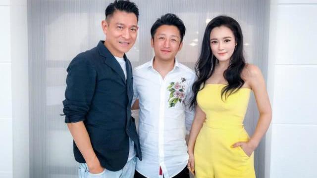 英雄联盟电竞经理|因妻子退出体制，自负盈亏的邹市明职业生涯赚多少拳赛奖金？