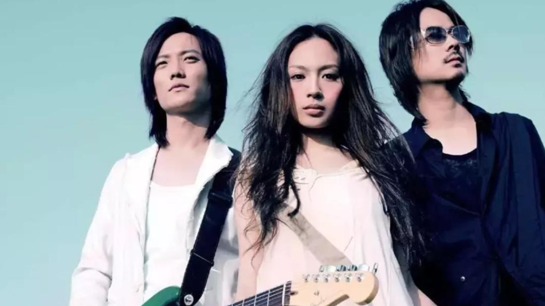 詹雯婷|退团4年后，詹雯婷从乐团主唱到独立歌手，再次惊艳众人