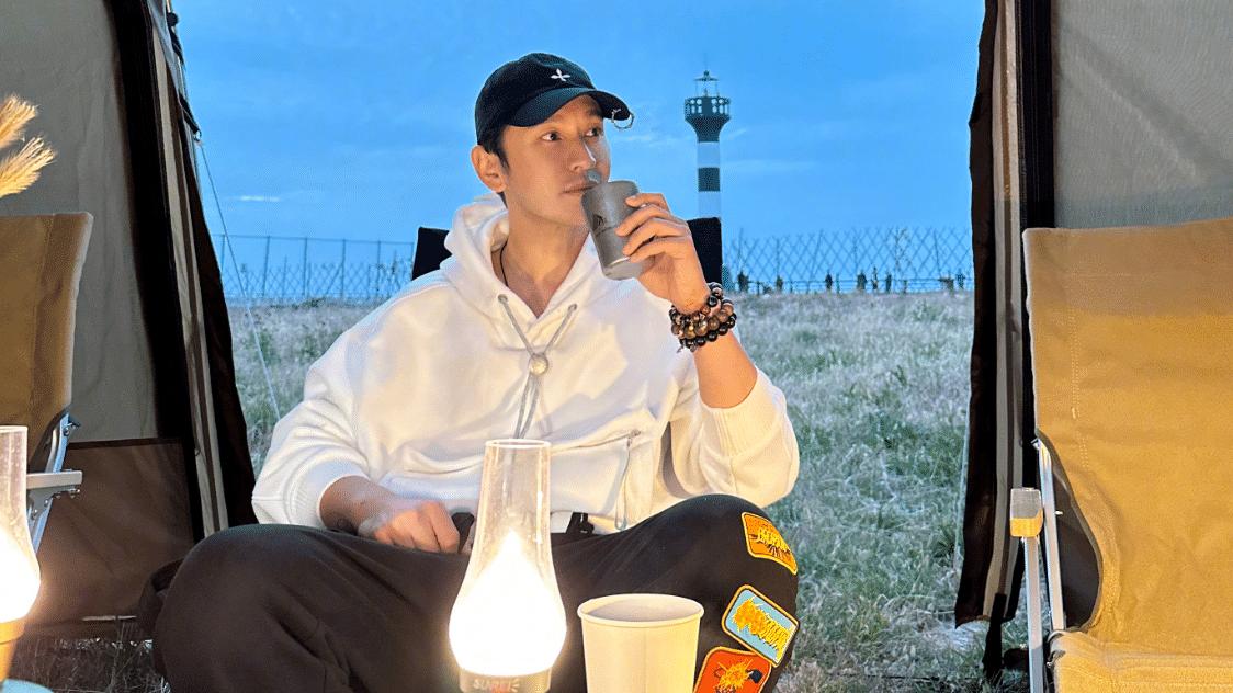 生图|45岁黄晓明庆生，小海绵气球画认可新妈，叶珂同款动态回应！