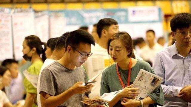 护士|不受婆婆待见的职业，护士算其中一个，看下有你的行业吗？