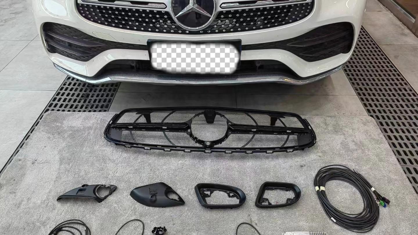 22款奔驰GLC260升级原厂360全景影像，安全出行必备配置