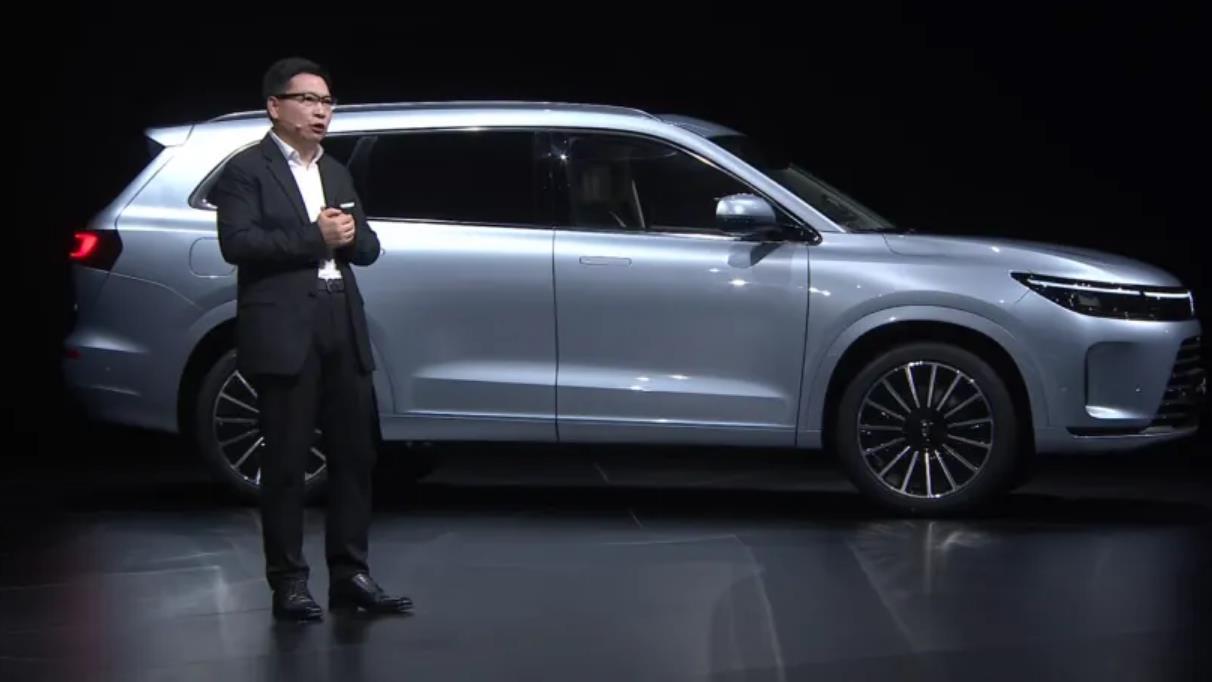 手机业|路人拍到小米汽车照片，外观神似比亚迪汉的“轿跑”造型