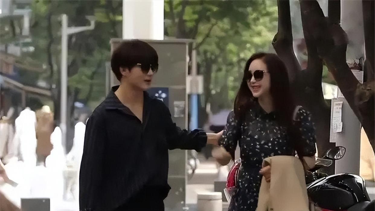 素媛|相差18岁的“姐弟恋”，原本不被看好，如今生下一女生活幸福