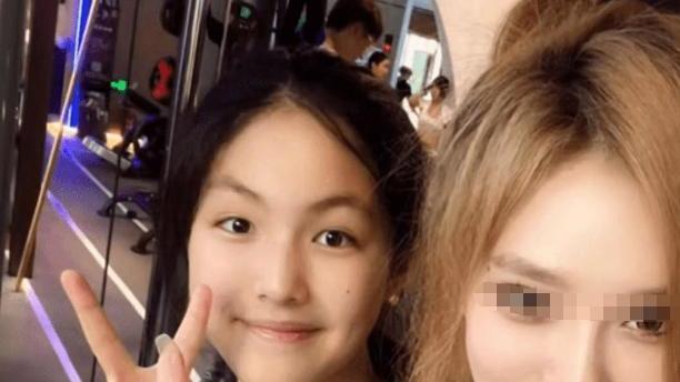 教练 教练晒王诗龄健身照，诗龄成功减重58斤长腿纤瘦，减肥前后变化大