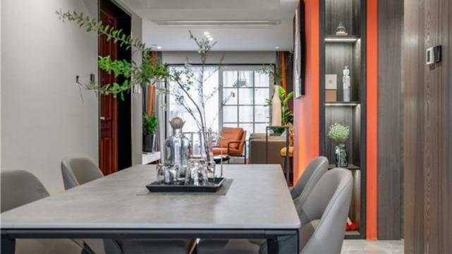 100平现代风二居室，利用冷与暖互补，呈现令人赏心悦目的空间