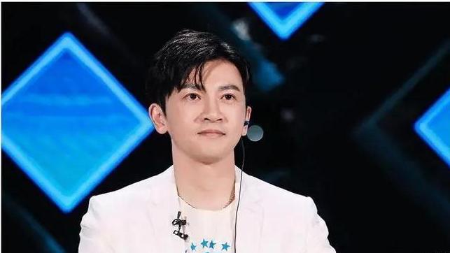 小姐姐|温兆伦、方逸伦被淘汰，有几人纷纷安慰，只有苏有朋四人表现不同