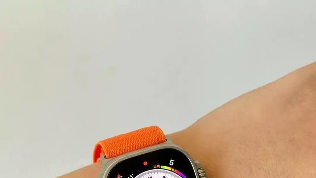 安卓|安卓手表和苹果差距越来越大？在设计上已经搬回一城