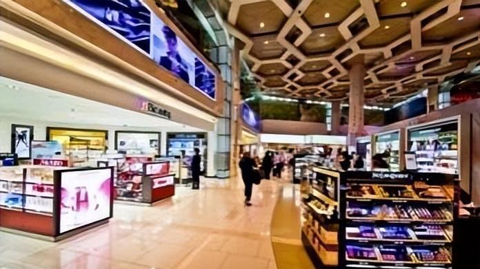 古镇|机场免税店，那些不可告人的秘密，其实你一直在心甘情愿地被骗