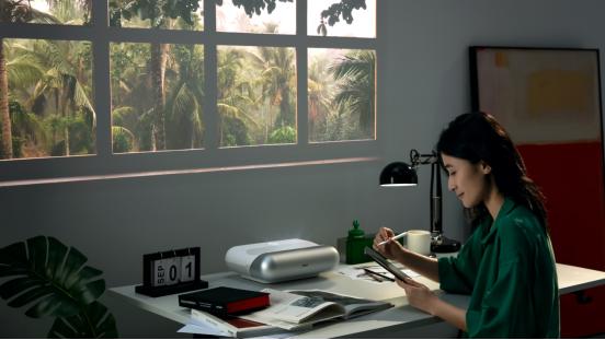 亚马逊|超短焦投影仪又现新品，这次坚果要玩一场大的，新品确实给力