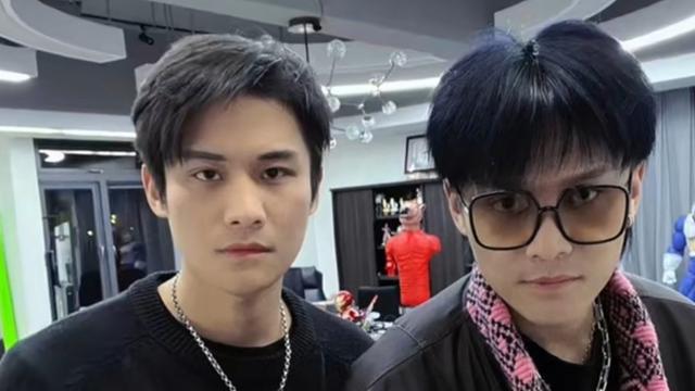 哈巴狗|杨爸道歉自称“哈巴狗”，网友称赞高情商，一家子把流量玩明白了！